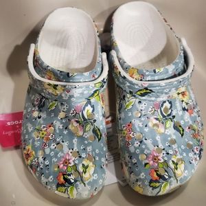 Verabradley Crocs